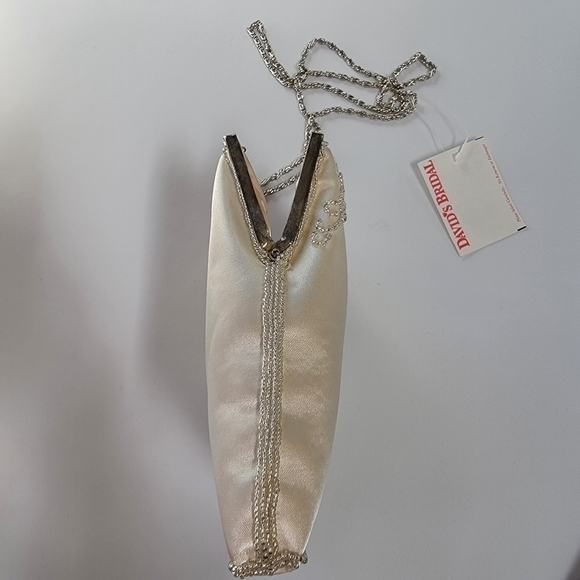 NWT Frame Satin Beaded Kiss Clasp Bag - Picture 6 of 11